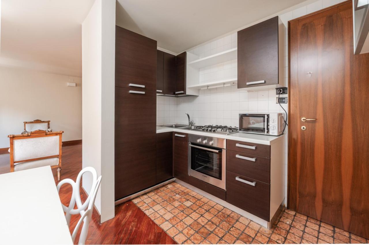 Appartamento Cozy 2 Bedroom In The Heart Of Verona